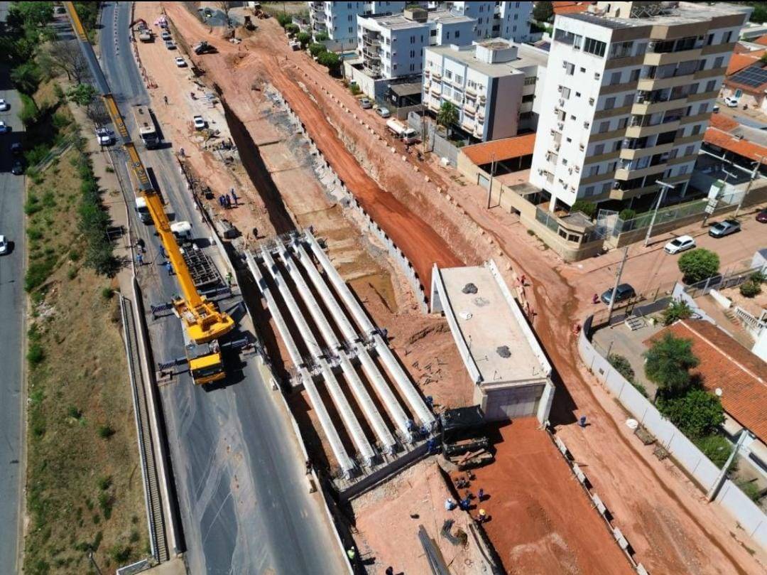 AVENIDA MIGUEL SUTIL Trecho  liberado aps concluso de obra do governo do Estado.