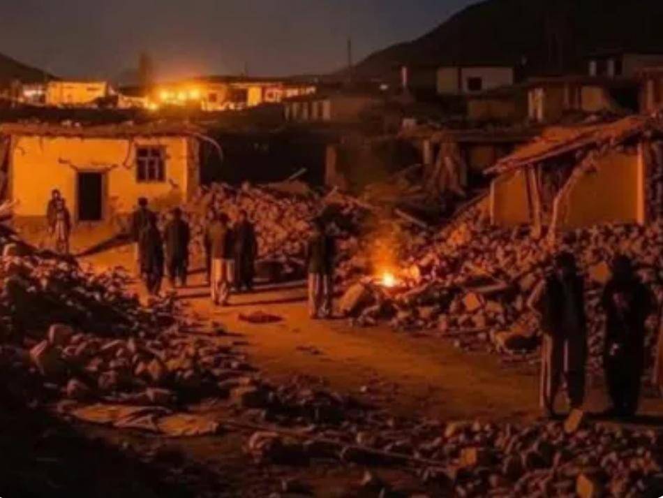 Terremoto de magnitude 6,0 devasta regio no leste do Afeganisto e deixa mais de 800 mortos