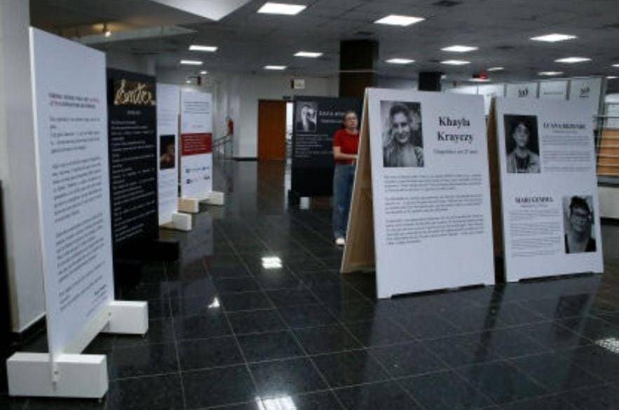 Exposio na ALMT d visibilidade ao autismo em mulheres e denuncia invisibilidade no diagnstico