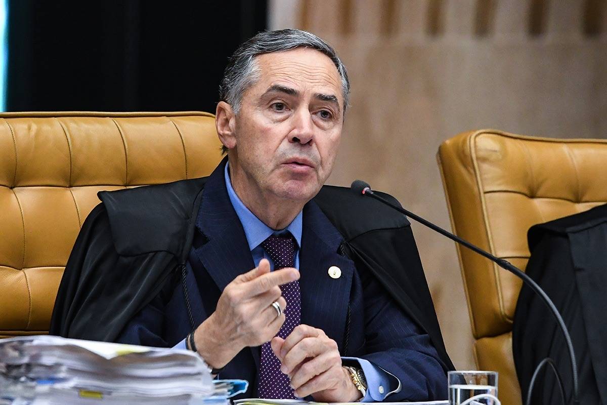 Perdeu, Man: Lus Roberto Barroso anuncia aposentadoria do STF aps 12 anos de combate ao bolsonarismo e defesa da democracia
