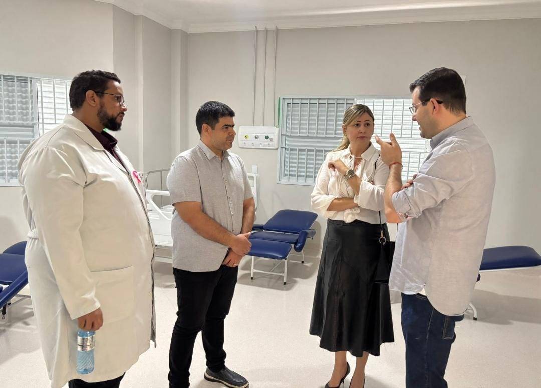 AVANOS Secretria de Sade realiza vistoria tcnica nas obras do Hospital So Benedito