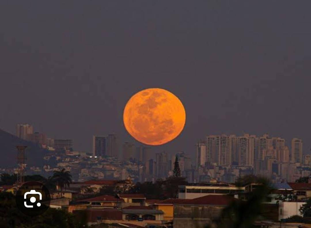 Superlua encanta o cu nesta quarta (5); veja os melhores horrios para observar