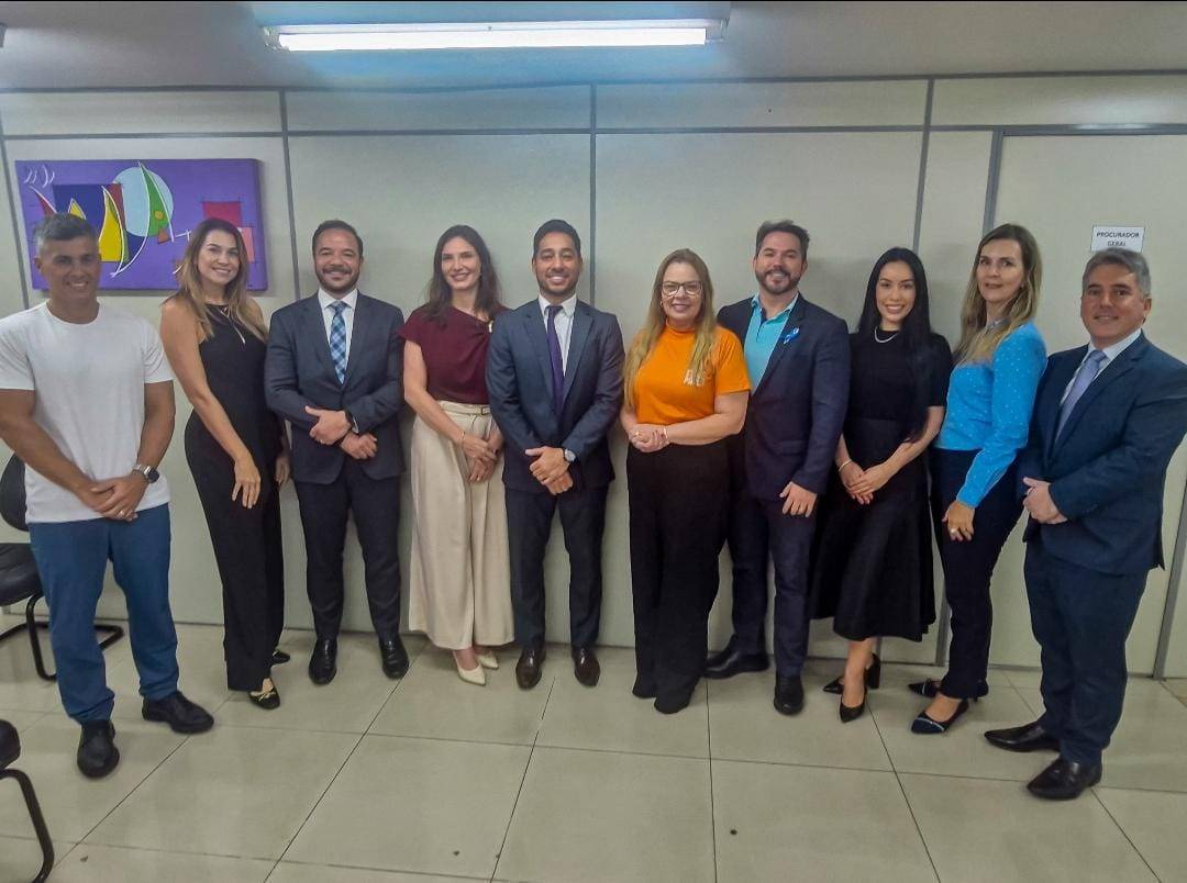 Procuradores reforam dilogo e colaborao com a Cmara de Cuiab.