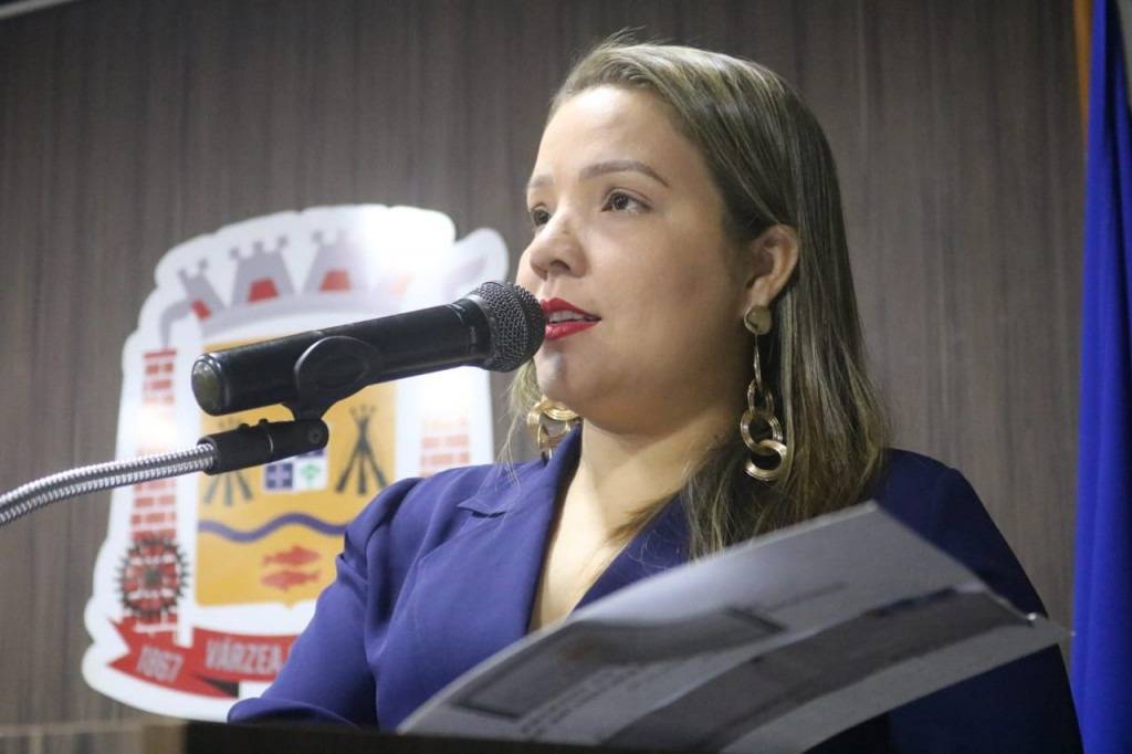 Gisa Barros deve se filiar ao Podemos e disputar vaga na Cmara Federal em 2026