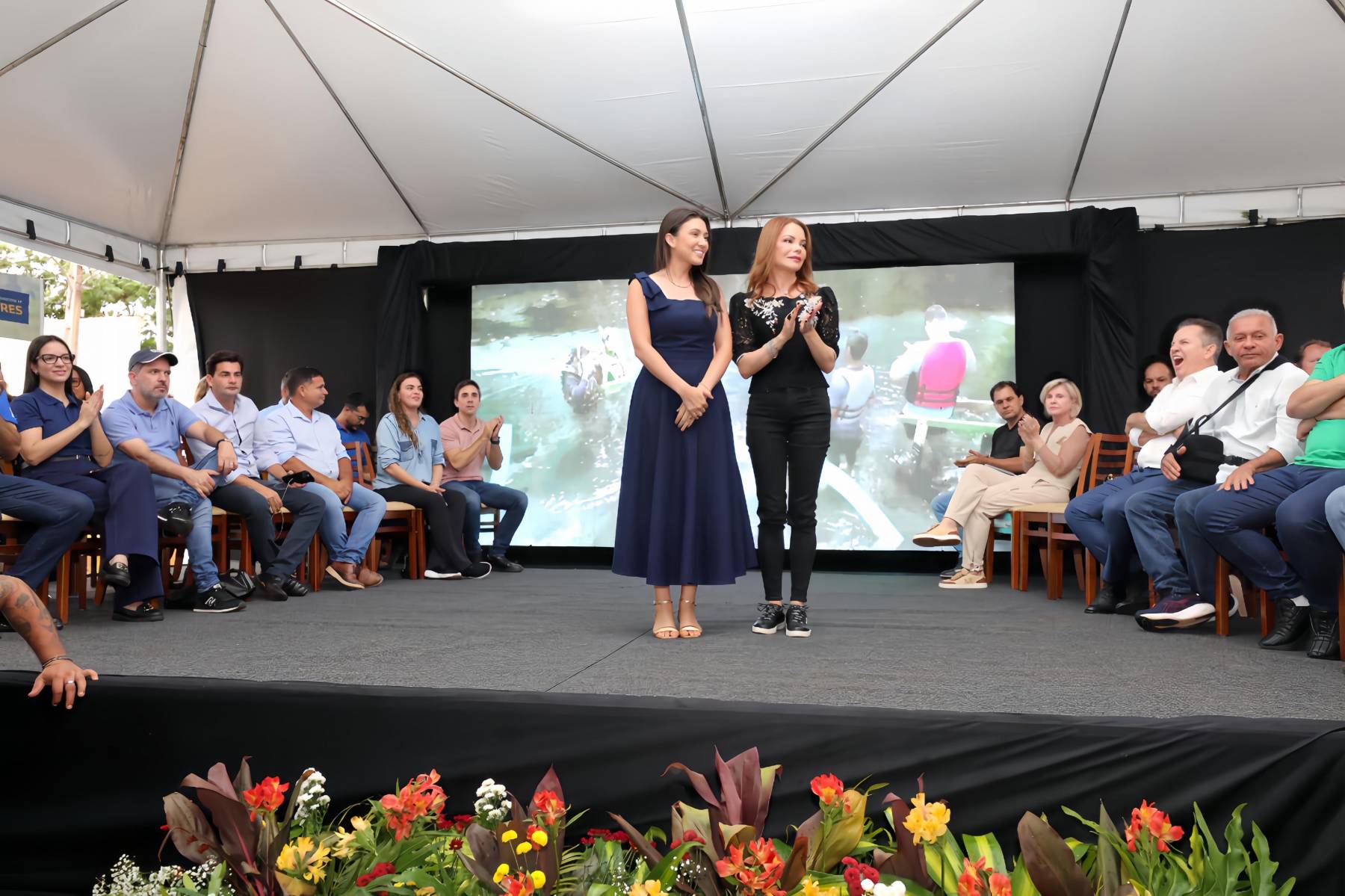 ASSISTNCIA SOCIAL E DESENVOLVIMENTO