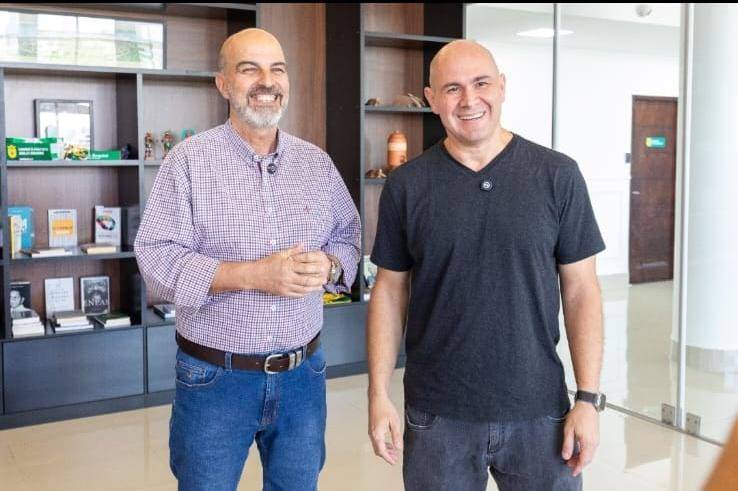 Prefeitura de Cuiab� paga R$ 12 milh�es de premia��o para servidores por avan�os na educa��o municipal