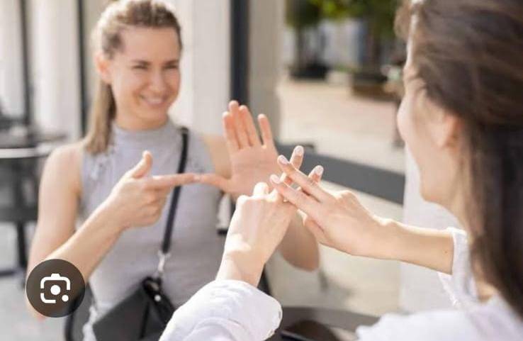 Seduc divulga edital de curso gratuito de Libras com 390 vagas em Cuiab�.