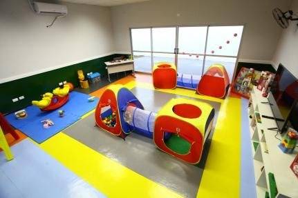 Educa��o sob Press�o: V�rzea Grande inicia 2026 com mais de 1,2 mil crian�as fora das creches