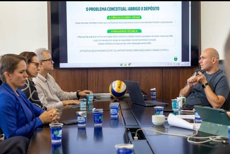 Nova pol�tica de bem-estar animal � apresentada em reuni�o no Pal�cio Alencastro