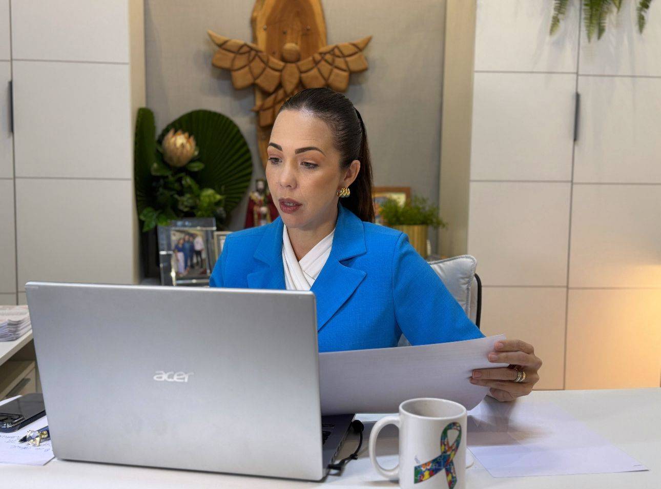 Pra�a 8 de Abril precisa de a��o imediata do poder p�blico, cobra Maysa Le�o