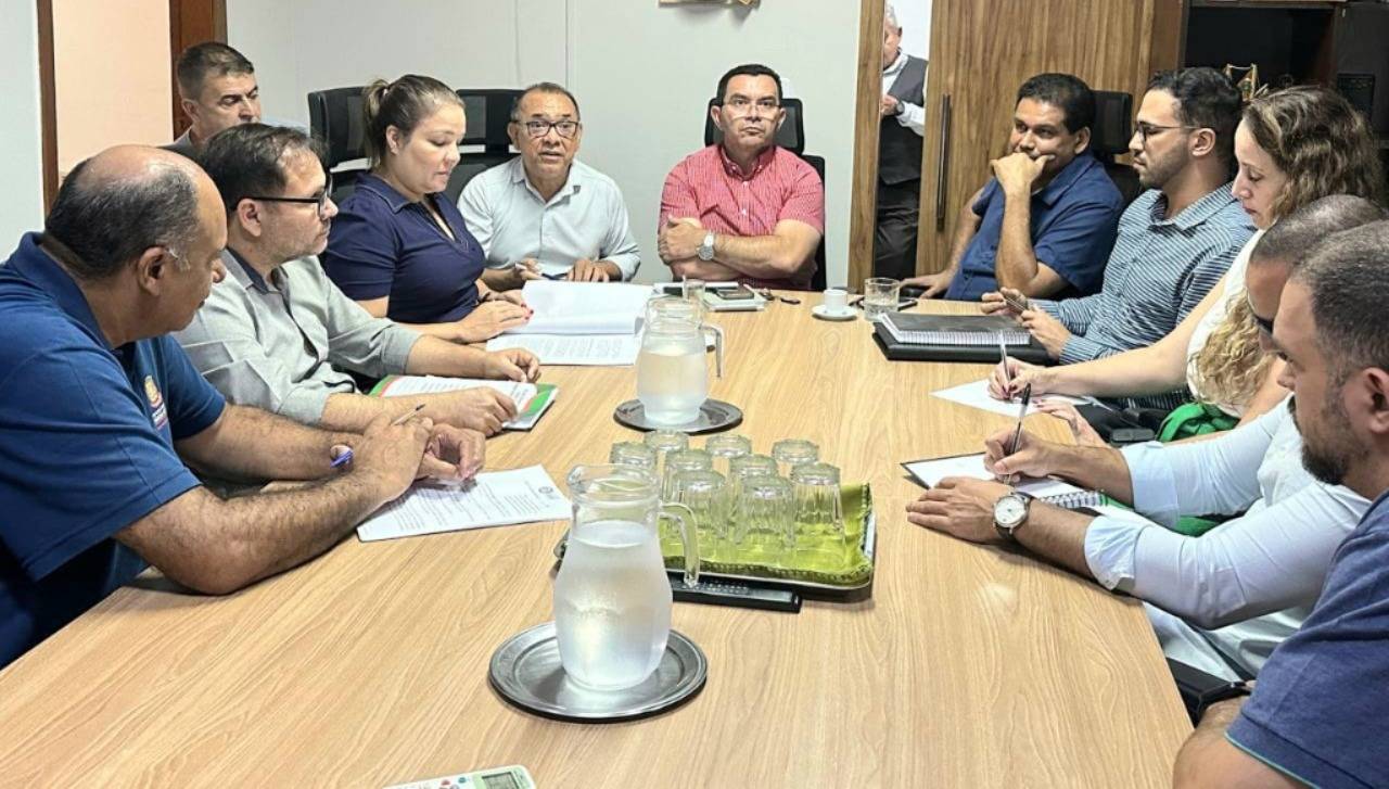 Câmara aponta irregularidades em projetos do PCCS e pede correções antes de votação