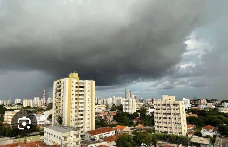 Cuiabá tem semana de alerta para chuvas intensas e ventos fortes