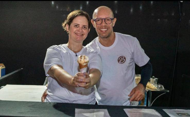 Casal cria sorvete de baguncinha para celebrar os 307 anos da Capital