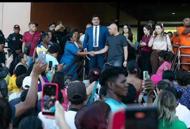 Prefeito avan�a em di�logo no F�rum para garantir solu��o para fam�lias no Contorno Leste