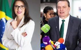 Jana�na Riva vira o jogo, atrai o Podemos de Max Russi e redesenha o tabuleiro pol�tico de Mato Grosso