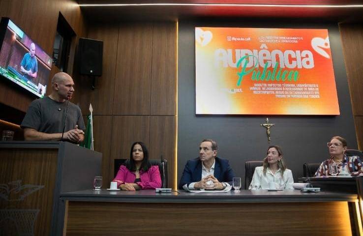 Prefeito Abilio defende solu��o t�cnica para estacionamento central Av. das Torres
