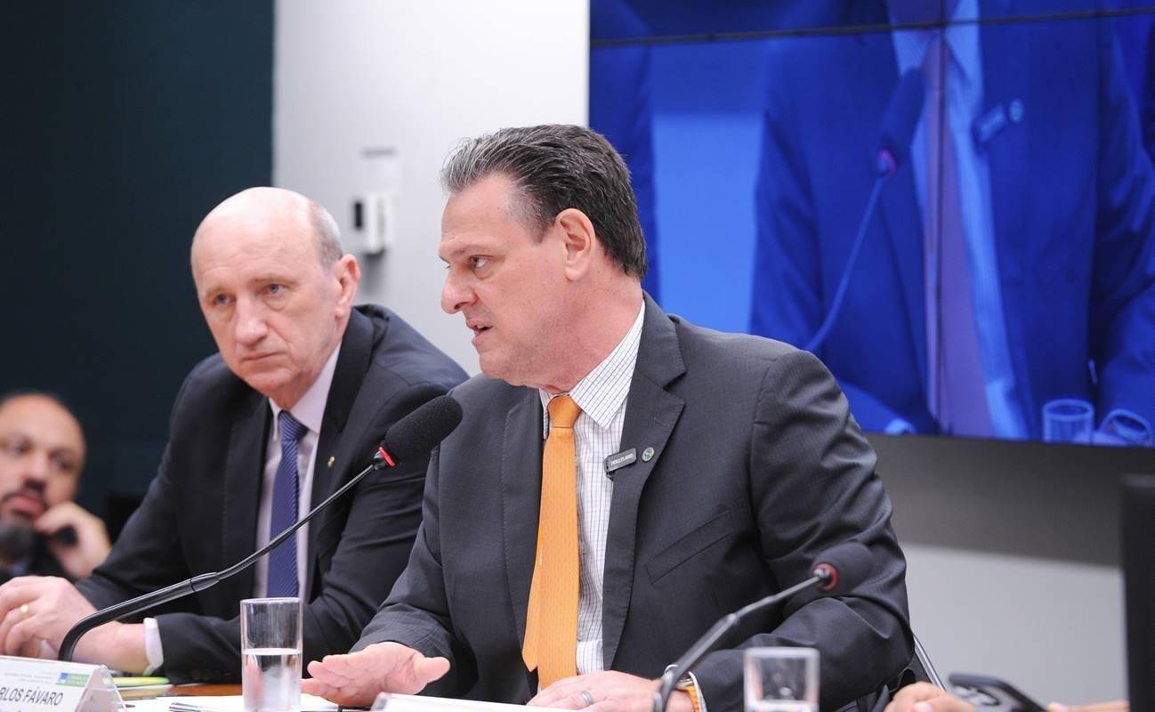 Das articula��es em Bras�lia � derrota nas urnas: F�varo e Neri ficam sem nova cadeira no Congresso