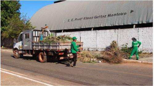 Prefeitura de Várzea Grande realiza mutirão de limpeza, manutenção e melhorias em diversos bairros nesta sexta-feira (15).