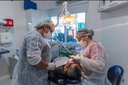  Prefeitura de Cuiabá retoma serviços gratuitos de próteses dentárias.