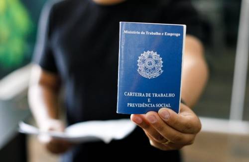 VEJA AS OPORTUNIDADES Sine Cuiabá oferece 1.077 vagas, com destaque para a Construção Civil