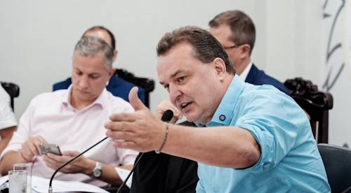 BASTIDORES DA POLÍTICA: A GRANDE DANÇA DAS CADEIRAS EM MATO GROSSO COM VISTA PARA 2026