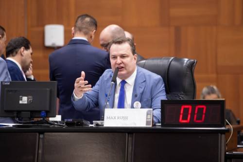 ALMT mantém veto de Mauro Mendes e servidores do Judiciário ficam sem reajuste de 6,8%