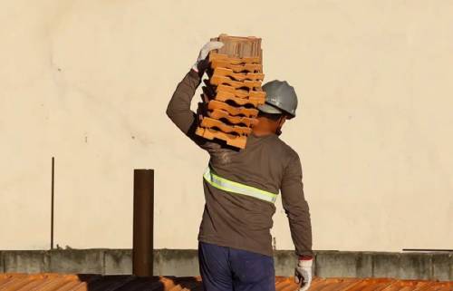 Canteiros de obras acelerados: manutenção da redução do ICMS impulsiona construção civil em MT em 2026