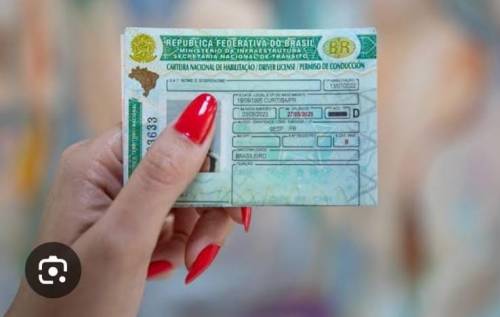 Mais de 4,5 mil motoristas em MT renovam CNH de forma automática e gratuita.