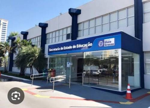 Seduc lança seletivo com vagas para bibliotecários e nutricionistas; inscrições são gratuitas.