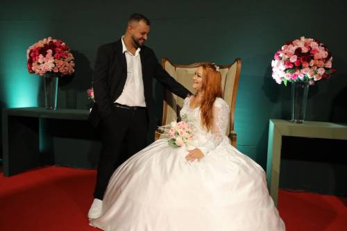 Idealizado por Virginia Mendes, Casamento Abençoado reúne mais de 900 casais em Cuiabá neste domingo