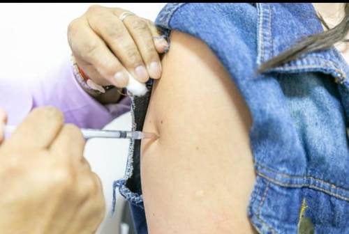 Cuiabá mantém vacina contra meningite disponível em toda a rede pública