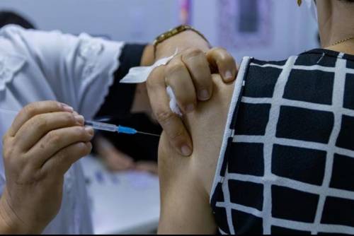 Cuiabá mantém cenário de normalidade para meningite e reforça vacinação na rede municipal